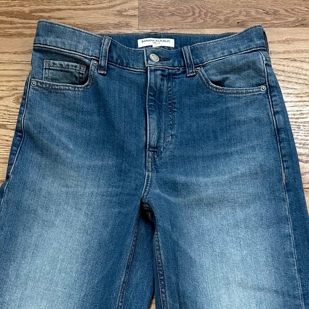 Banana Republic Icon Classic High Wide
Leg Jeans Medium Wash Size 26 - Picture 6 of 13